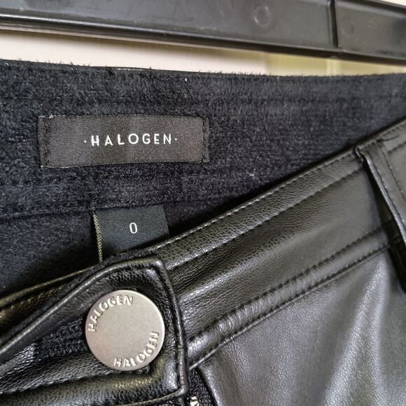 Halogen Womens Faux Leather Pants Size 0 Black Straight Leg NWT - Picture 4 of 4